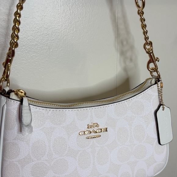 Coach Cream Shoulder Bag with Gold Accents - Picture 4 of 5